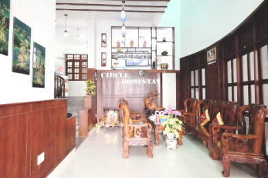 CIRCLE HOMESTAY